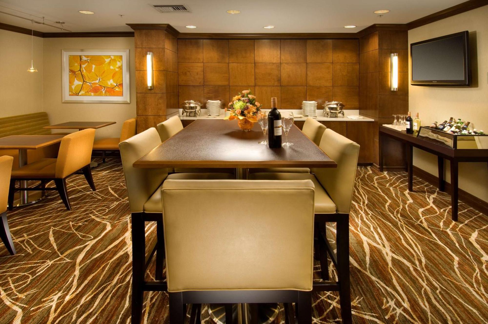Hotel Doubletree By Hilton Dulles Airport-Sterling Zewnętrze zdjęcie